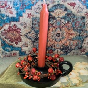 BLACK CANDLEHOLDER WITH CANDLE RING AND CANDLE